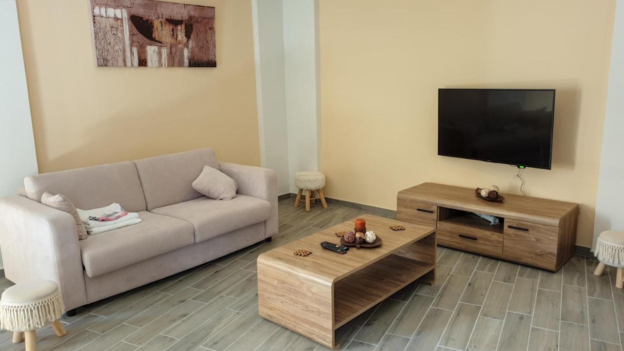 Helen Apartments & Studios Agios Stefanos Avliotes  Eksteriør billede